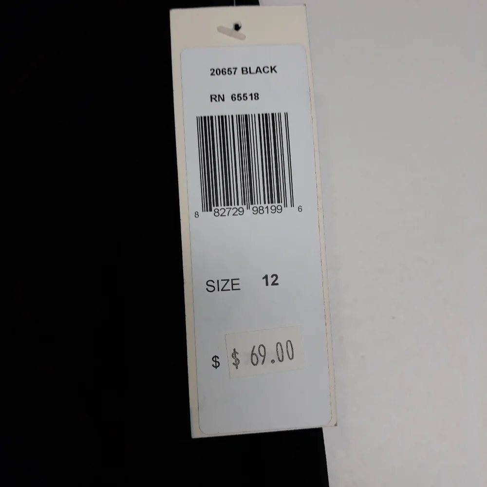 Patra pull on black skirt size 12